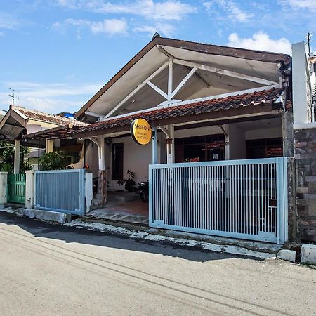 Spot On 91117 Sriwijaya Residence Syariah バンドゥン エクステリア 写真